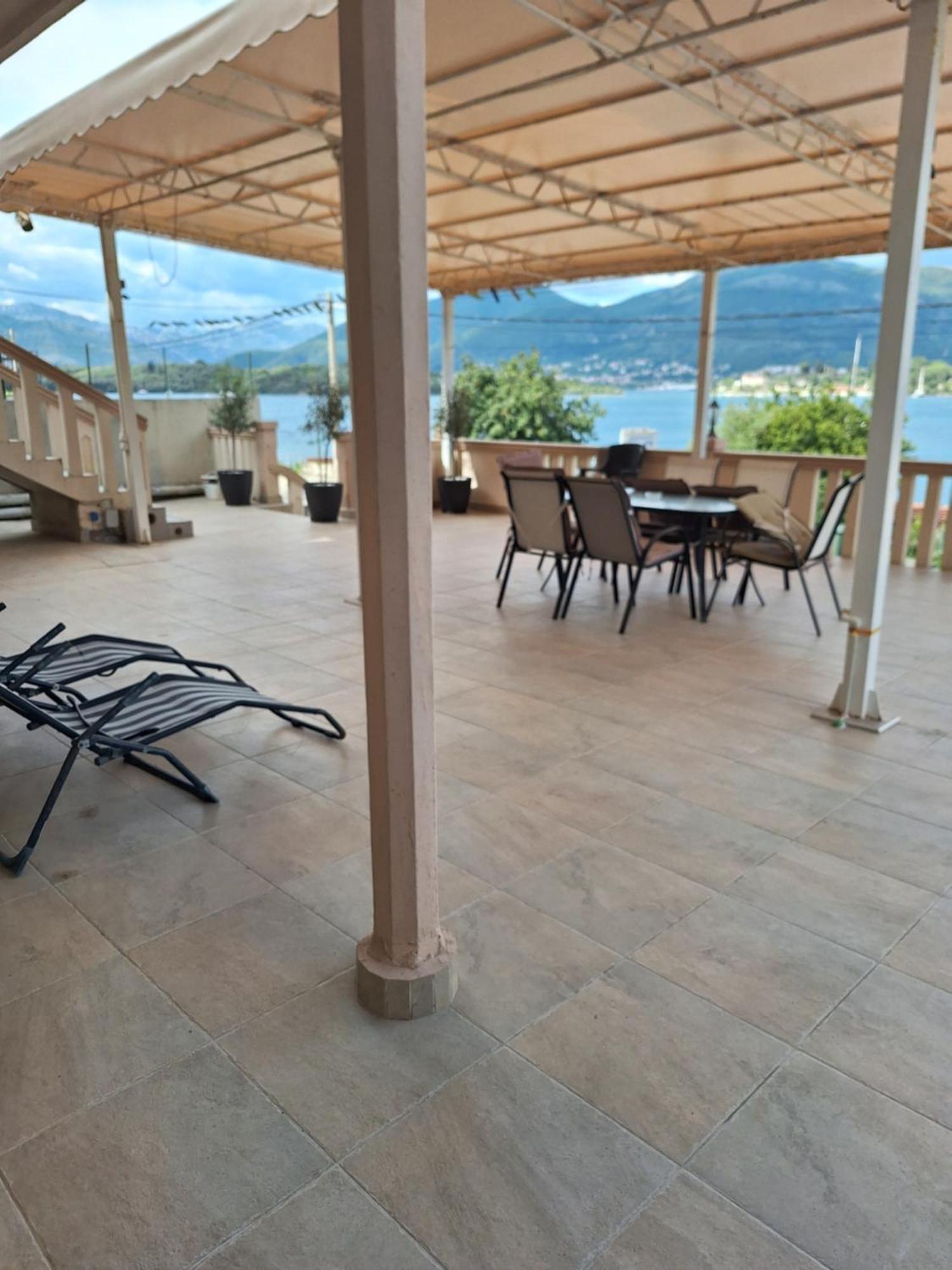 Apartments Klakor Ps Tivat Exterior photo